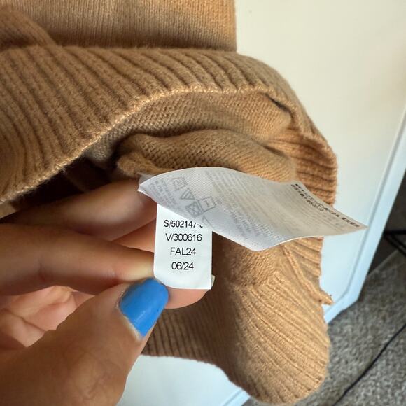 Banana Republic Womens Sweater XL Tan Wool Blend Minimalist Relaxed Capsule Fall - Picture 6 of 7